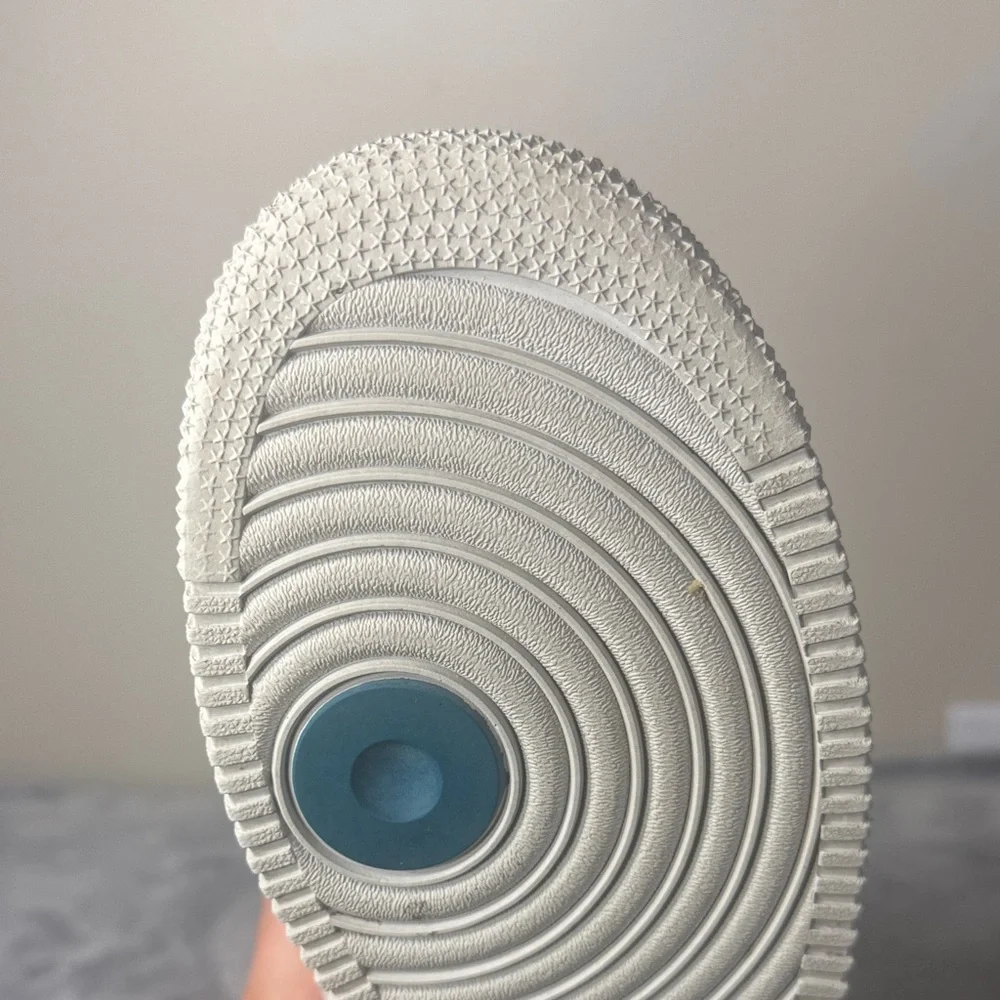 Nike these limited